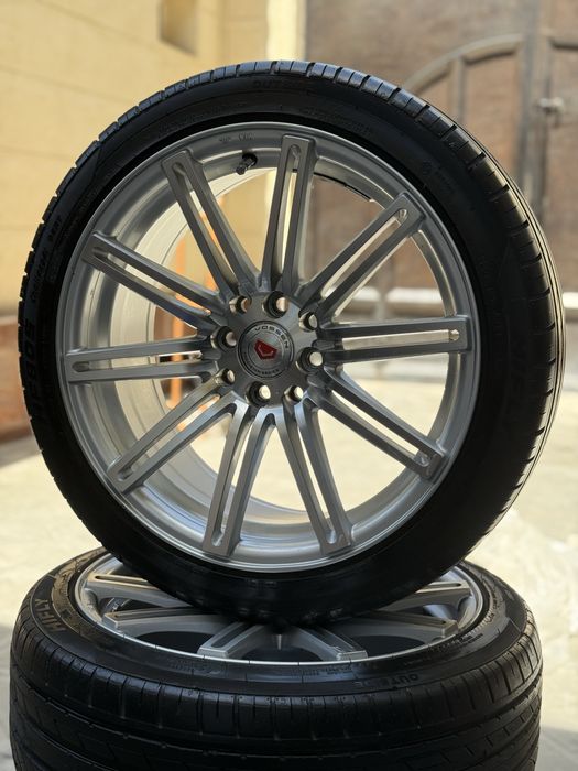 Vossen R17 (Universal)