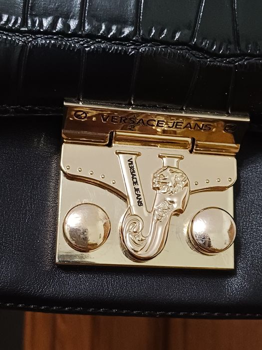 Дамска.     чанта