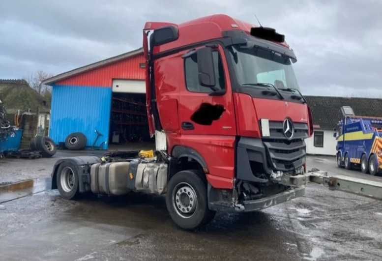 Dezmembrari camion Mercedes Actros MP3 4x2 6x2 cutii viteze punti