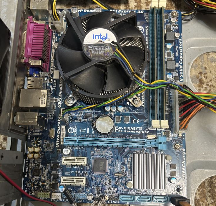 Продам материнскую плату