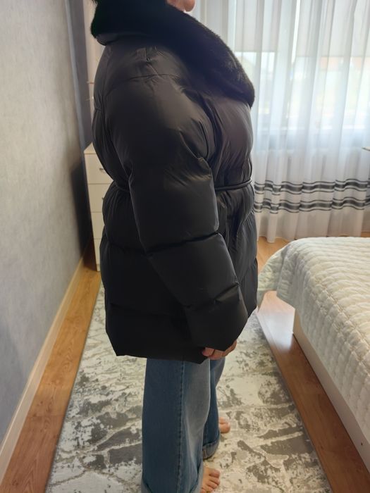 Продам зимнию куртку