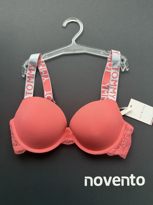 Сутиен Tommy Hilfiger /70А,С,D; 75 B; 80A/
