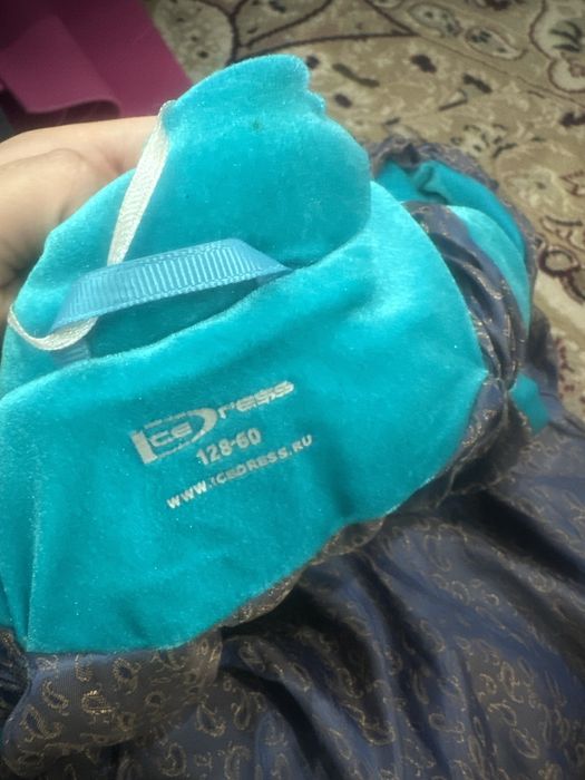 Костюм для фигурного катания