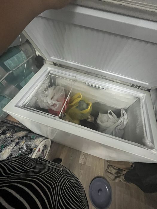 Продам морозильник