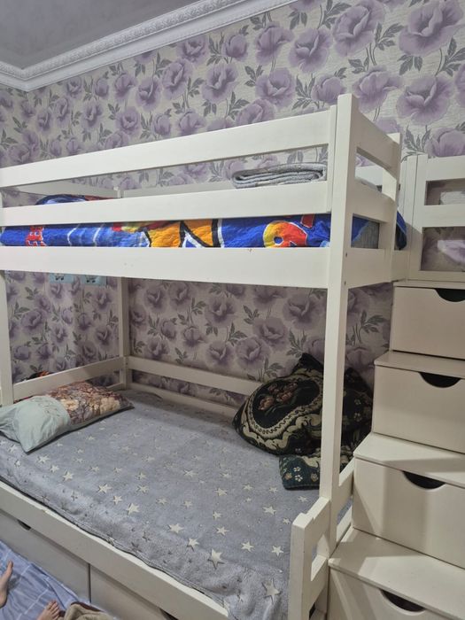 Продается 2 х ярусная кровать
