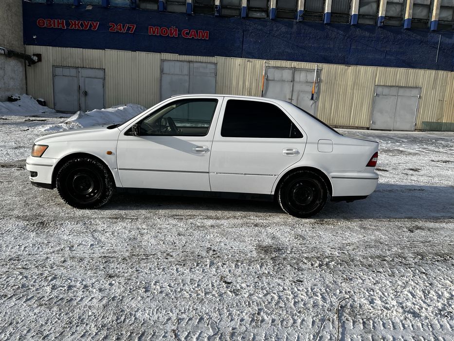 Продам машину TAYOTA VISTA