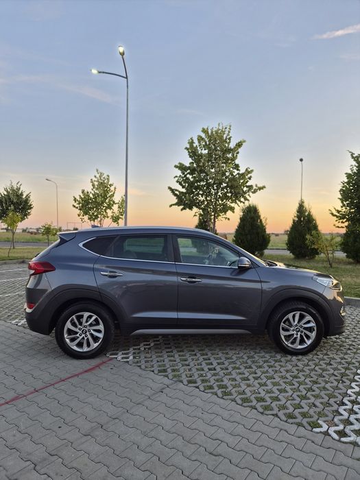 Hyundai Tucson 1.7 CRDi Automat