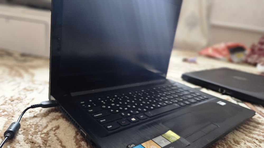 Ноутбук  б/у состояние хорошее