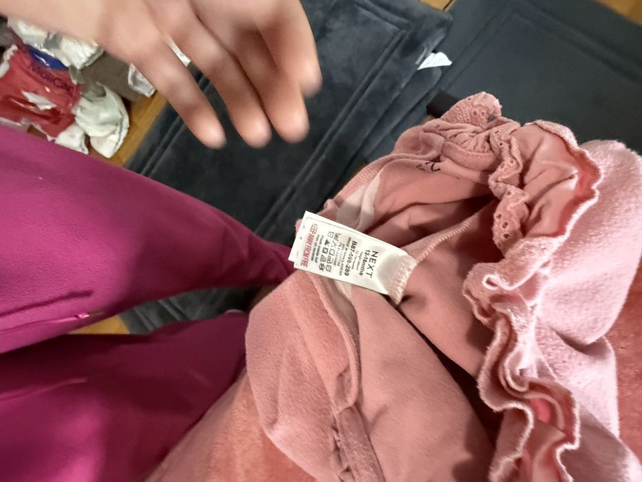 Дрехи на NEXT: 12-18 месеца ( 86 см) и един сет 9-12 месеца