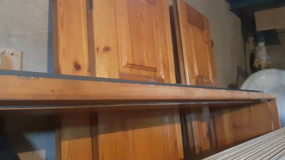 Продам деревянный дверь