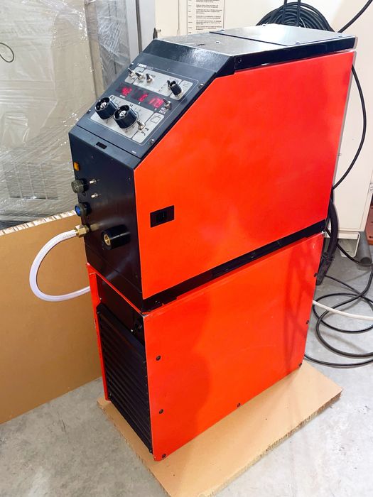 Употребяван робот за заваряване ABB с Kemppi - Заваръчен робот