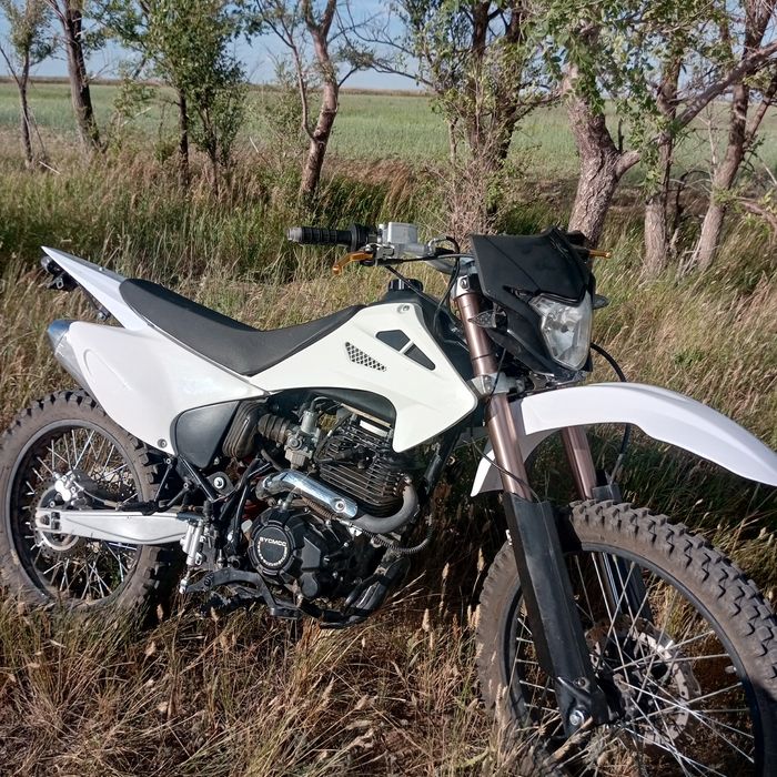 эндуро 300 кубов