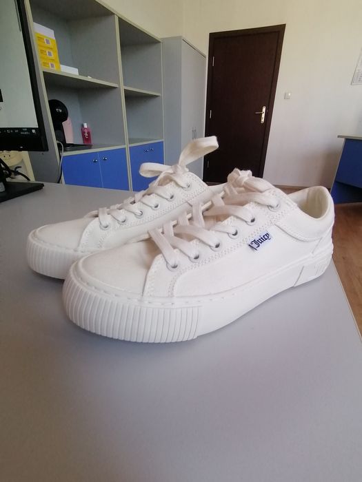 Дамски обувки Juicy Couture