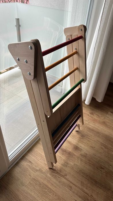 Learning Tower / Turn de invatare - Pliabil - Curcubeu