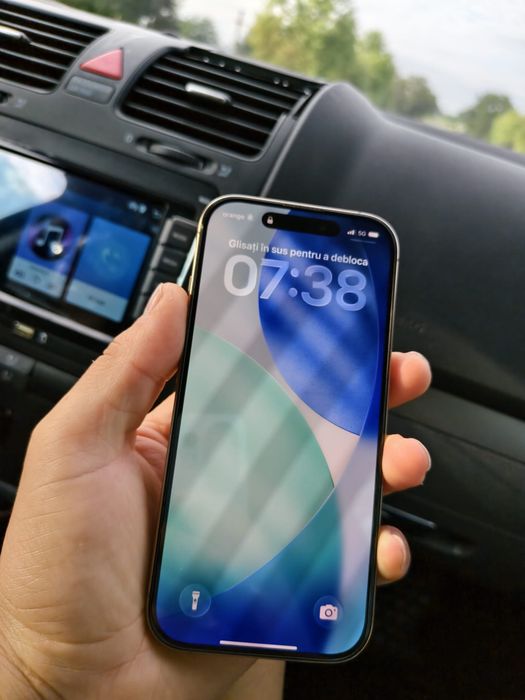 Vând  iphone 16 pro 128 GB