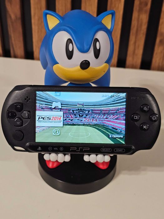 Sony PSP E1004 Street