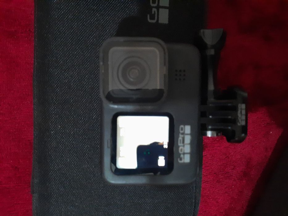 Vând gopro hero 9 black + accesorii