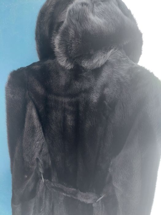 Шуба норковая с капюшеном