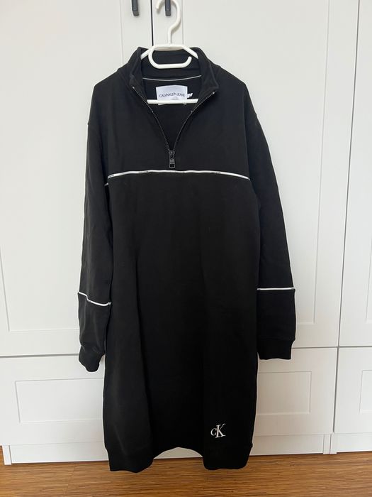 Рокля Calvin Klein XS
