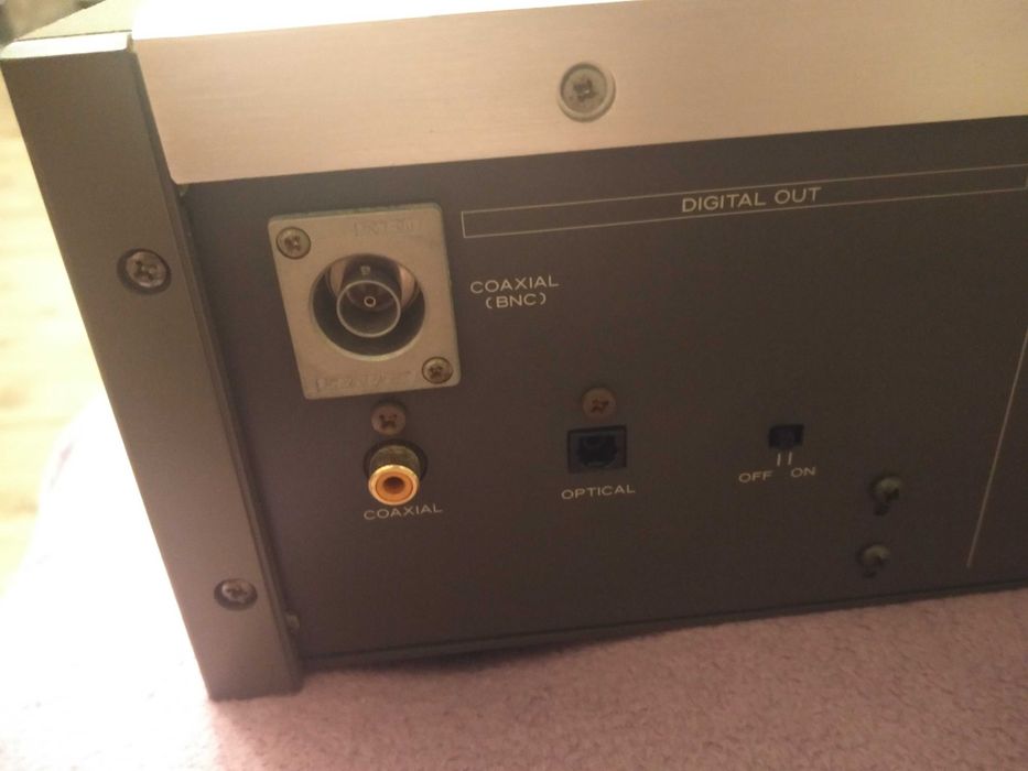 Скидка! Премиальный мультибитный CD проигрыватель Esoteric X-1s