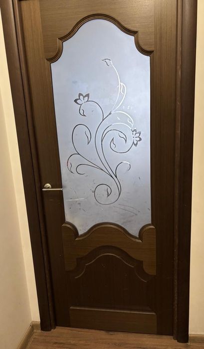 Продам межкомнатные двери