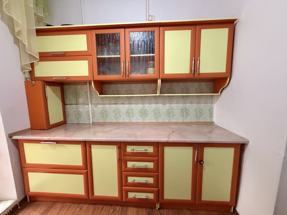Кухон. гарнитура