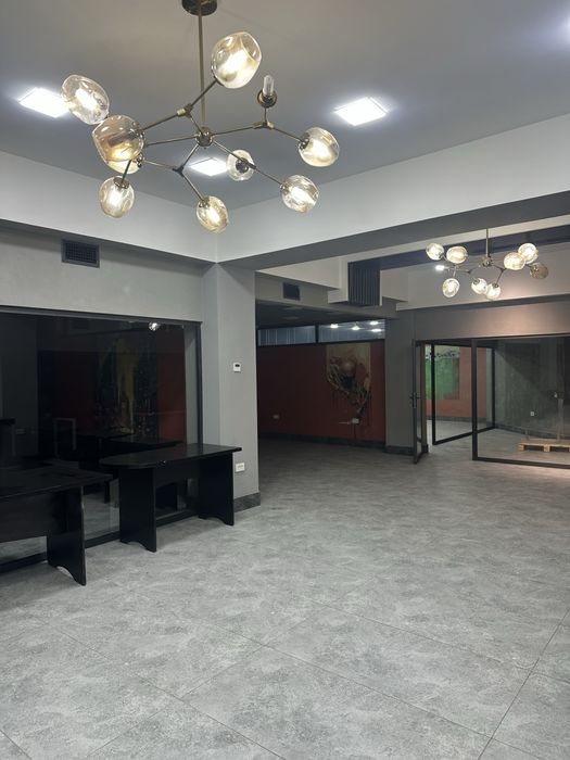 Офис 216 кв.м Паркенский , новостройка , первая линия .