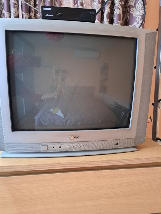 Телевизор с кинескоп LG