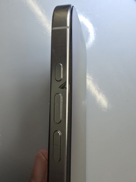 iPhone 16 Pro 128GB *White Titanium* бял