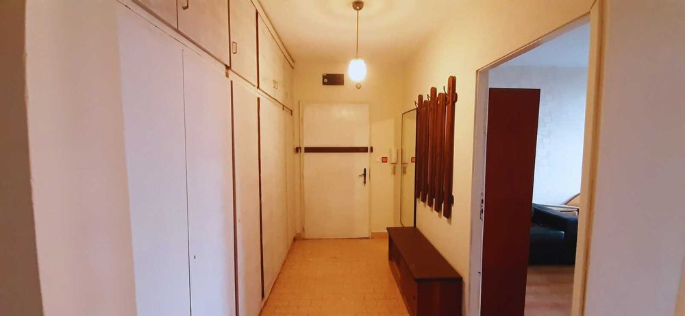 Дава се под наем Многостаен апартамент в София, Витоша - 129 кв.м за 670 € - Снимка #1