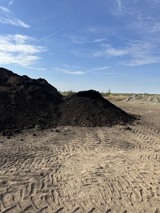 Pamant negru pentru gazon