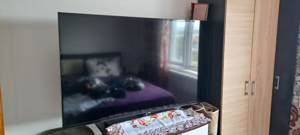 Vand samsung smart 58 inci cu telecomanda