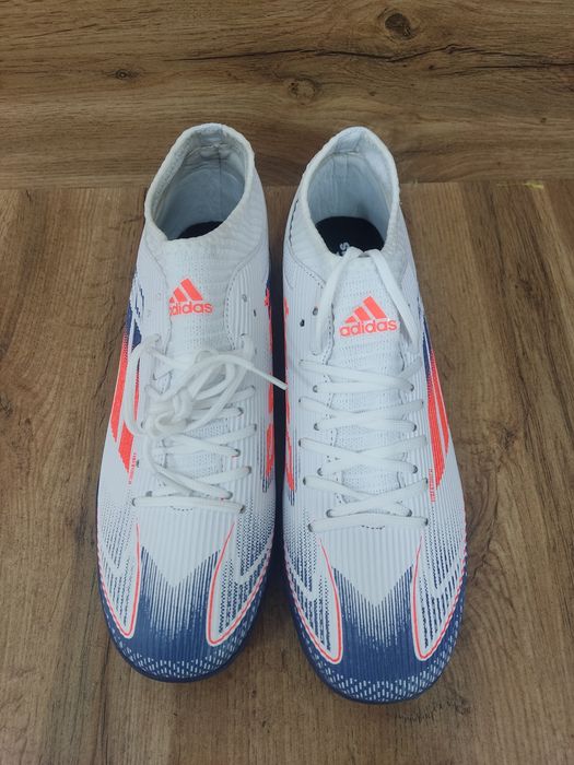 yangi Butsa F50 sotiladi