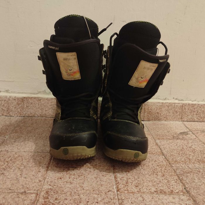 Snowboard Raven / Boots K2 si Burton
