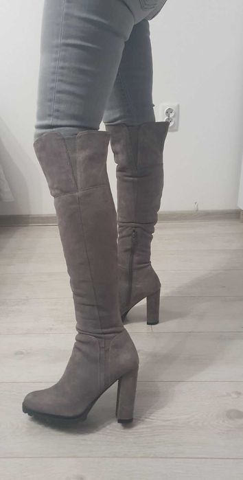 Маркови, елегантни  чизми Aldo, естествен велур