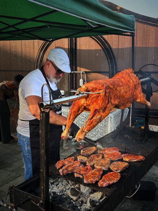 PROȚAP EVENIMENTE - Berbecut / porc - Gust Traditional.