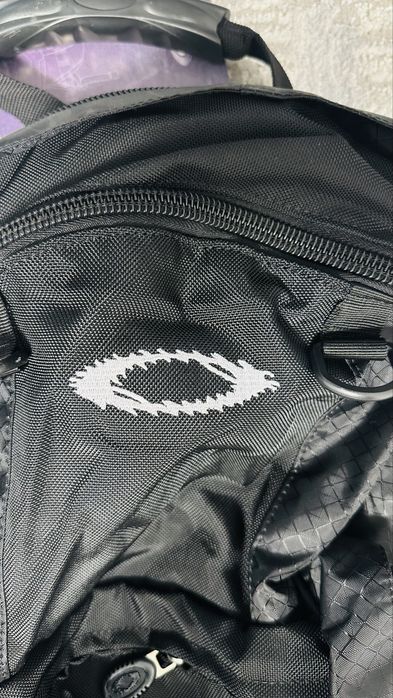 сумка Oakley новая
