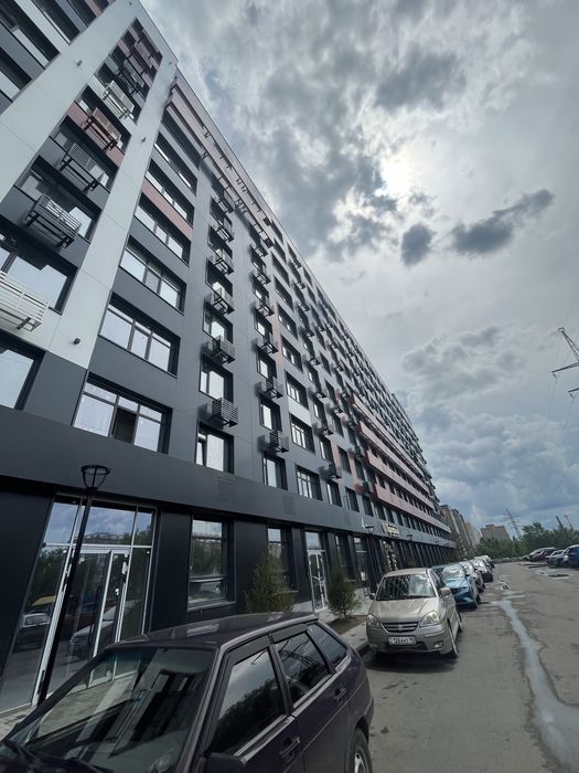 Ривьера 3комнатная 90кв.м 8/9 за 42млн