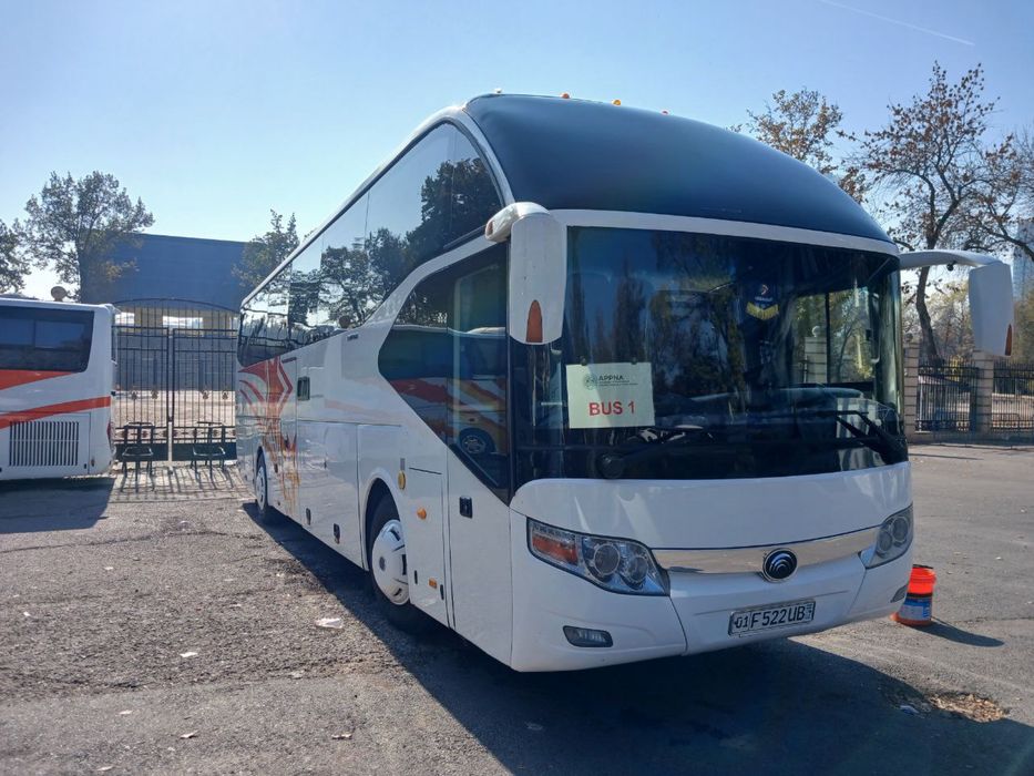 Avtobus Yutong 2012 yil sotiladi