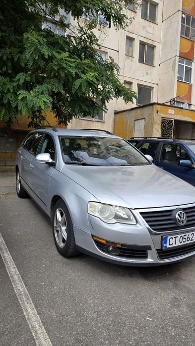 Продавам Volkswagen Passat B6 комби