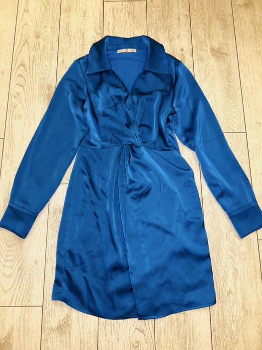 Платье синее атласное