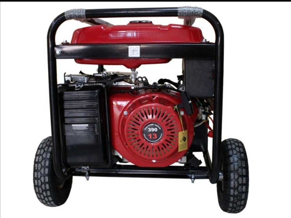 Бензинов Генератор за ток 6.5 Киловата  със стартер и дисплей