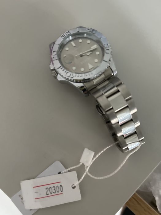 Продам часы dexcar