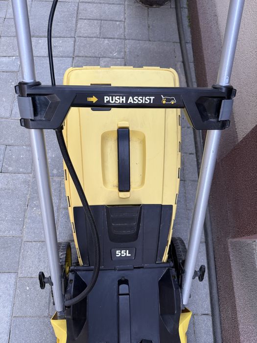 Masina de tuns gazonul Karcher