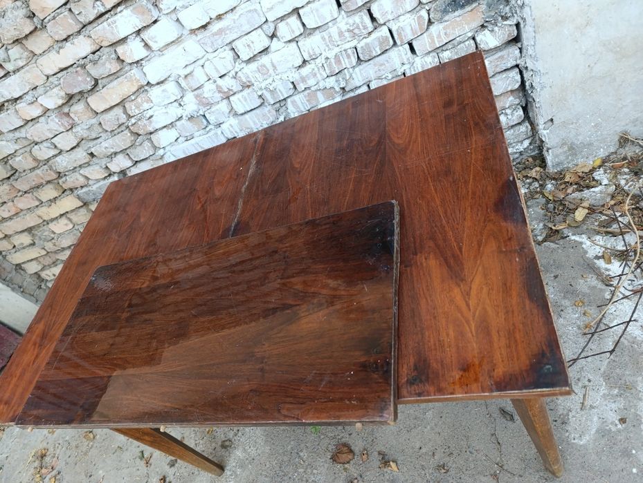 Срочно!Скидка!Раскладной деревянный лакированный стол