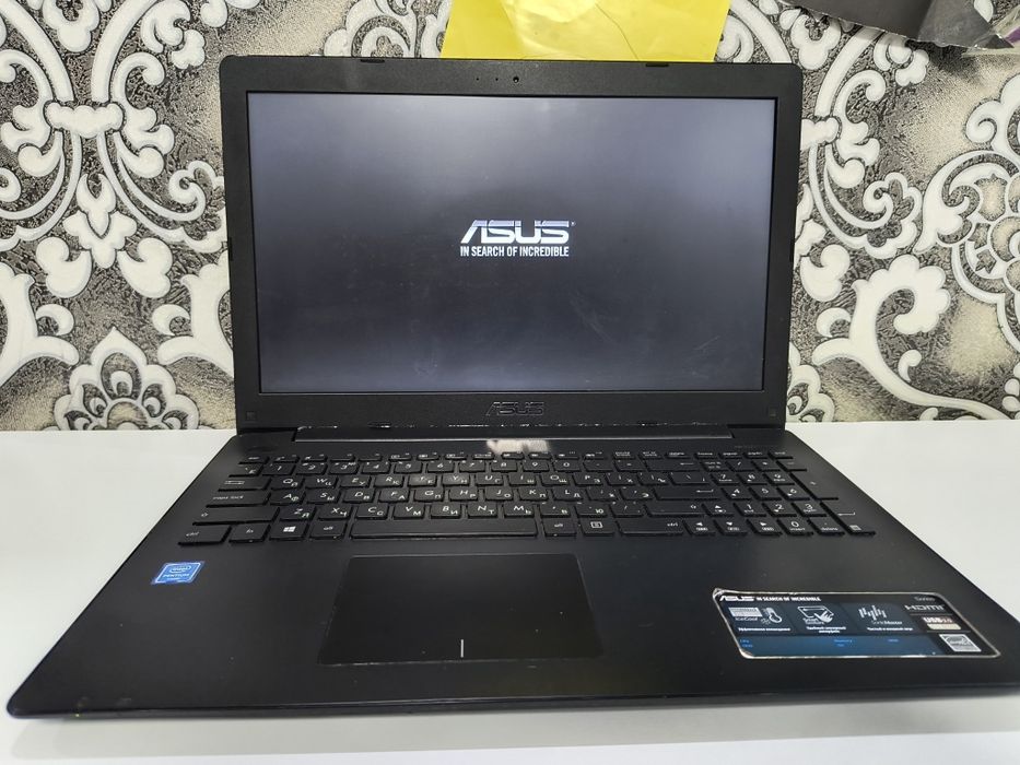 Ноутбук Асус в отличном состоянии