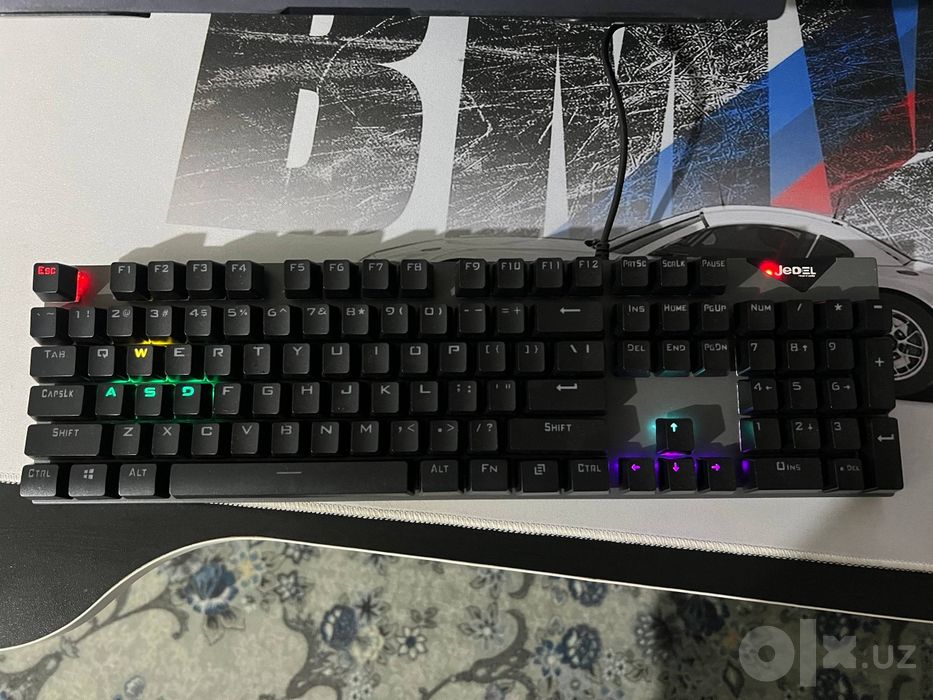 Polniy Setup sotiladi! Asus ExpertBook + Monitor + Stol va hamma devay