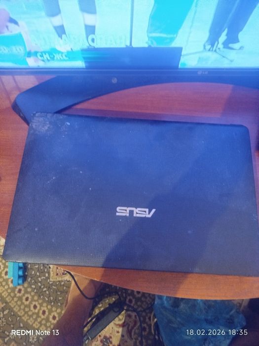 Продам ноутбук asus на запчасти