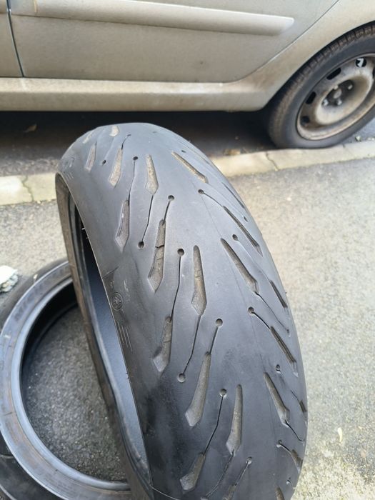 Michelin Road 5 
180/55/17 Dot 5120
Добро състояние без забележки.