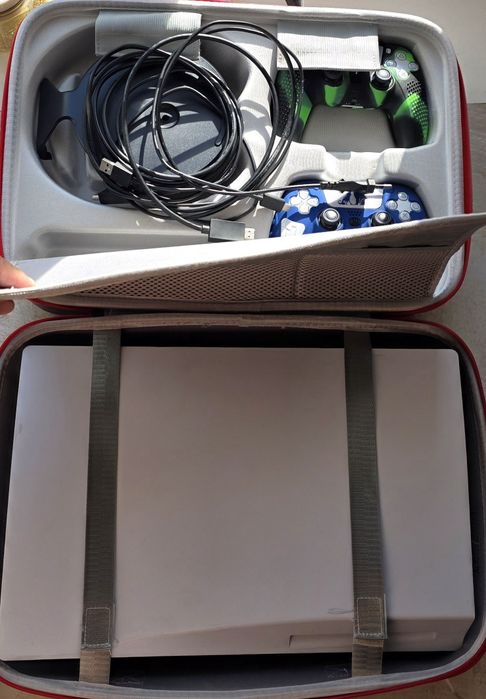 Продам приставку ps5